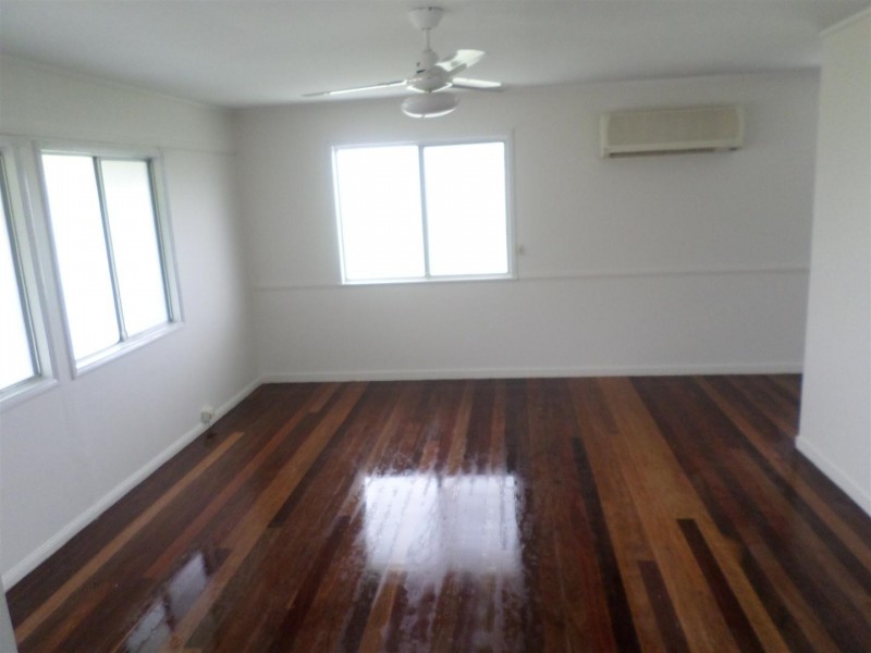 10 Fisher Street, Gracemere QLD 4702