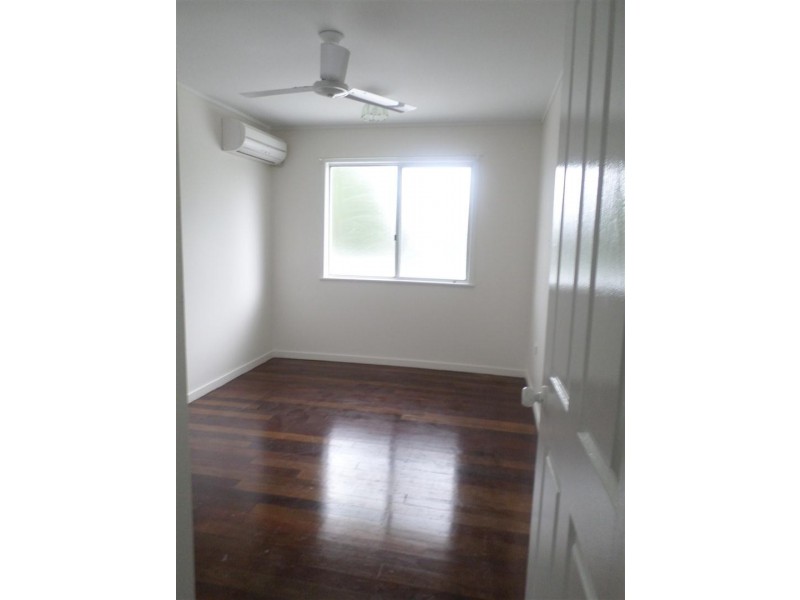 10 Fisher Street, Gracemere QLD 4702