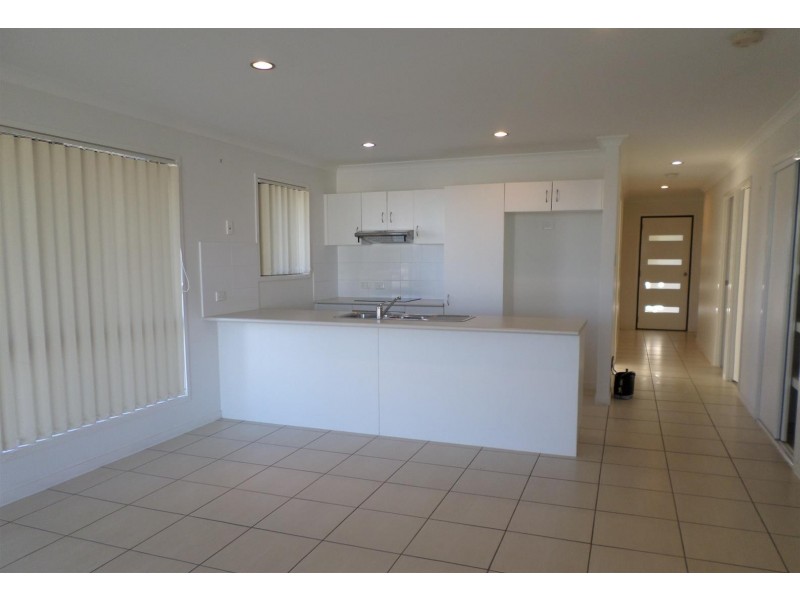 6 Angela Court, Gracemere QLD 4702