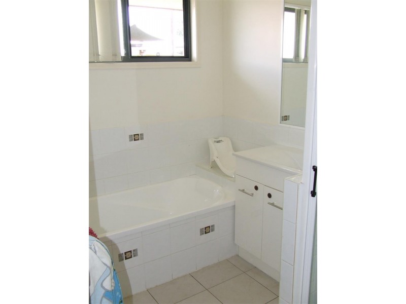 28 Donovan Crescent, Gracemere QLD 4702