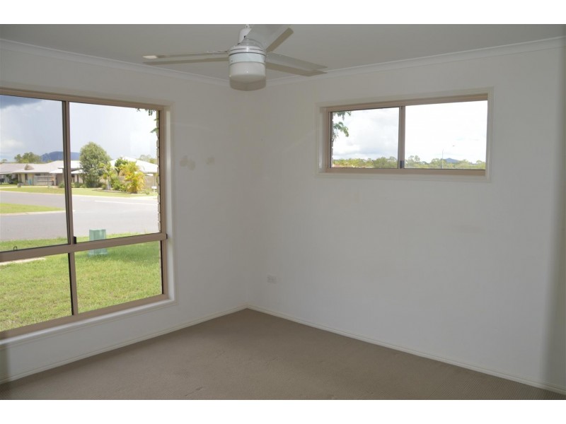 2 Corella Drive, Gracemere QLD 4702