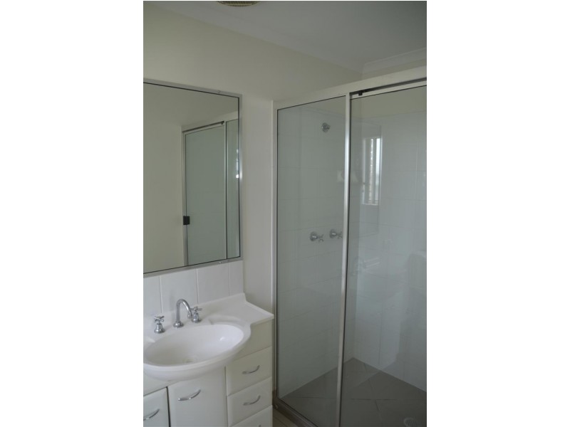 2 Corella Drive, Gracemere QLD 4702