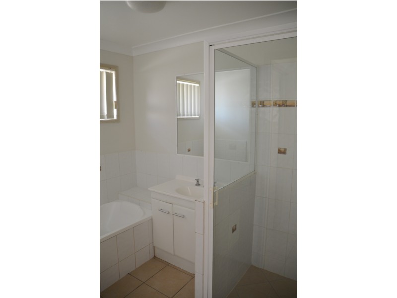 3 Isabel Court, Gracemere QLD 4702