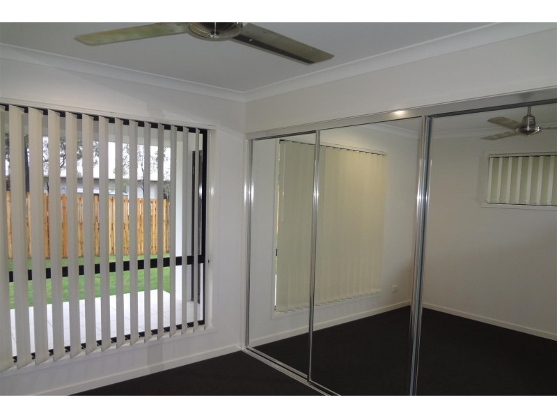 17 Amy Street, Gracemere QLD 4702