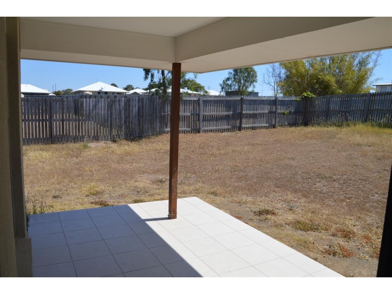9 Amy Street, Gracemere QLD 4702