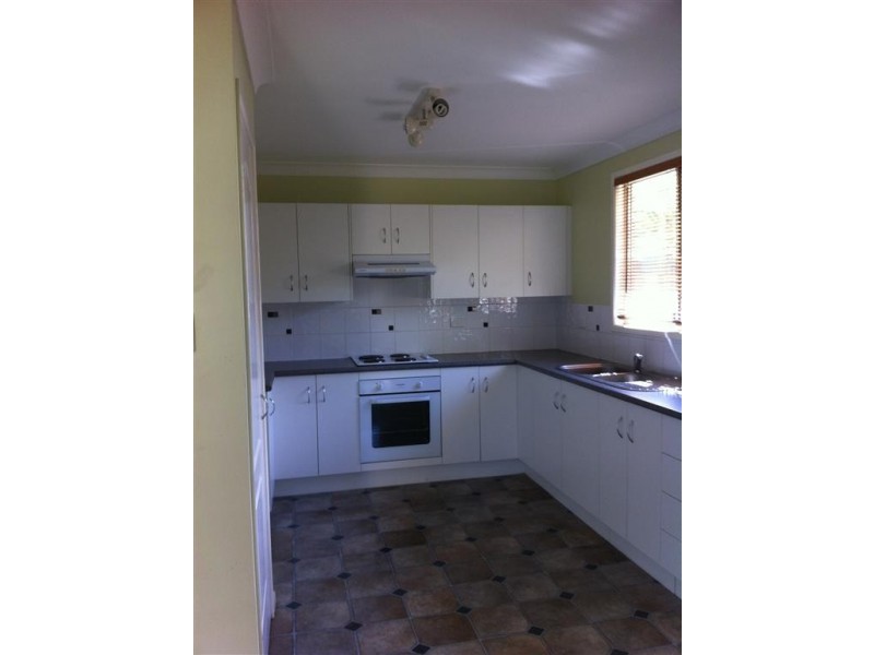 16 Arlott Street, Gracemere QLD 4702