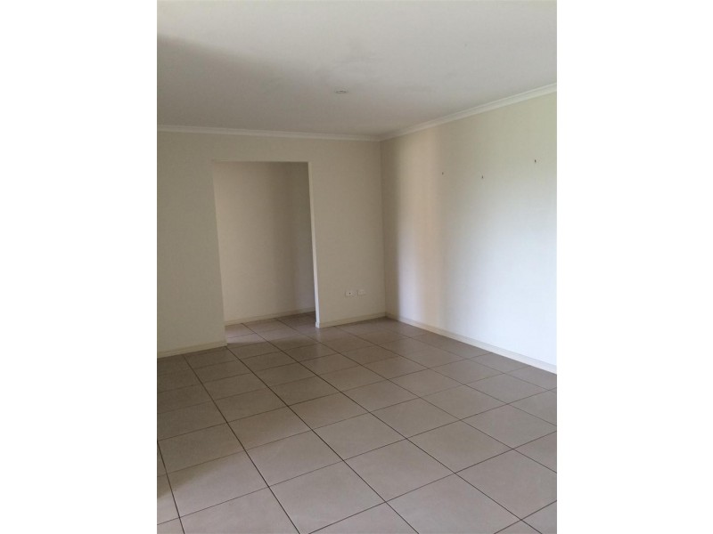24 Jamie Crescent, Gracemere QLD 4702