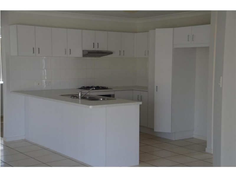 65 Victoria Street, Gracemere QLD 4702