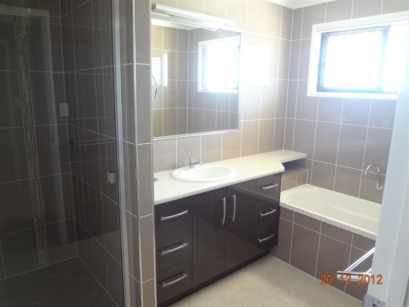 56 Govind Court, Gracemere QLD 4702