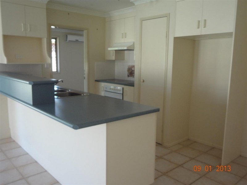 17 Rosewood Avenue, Gracemere QLD 4702