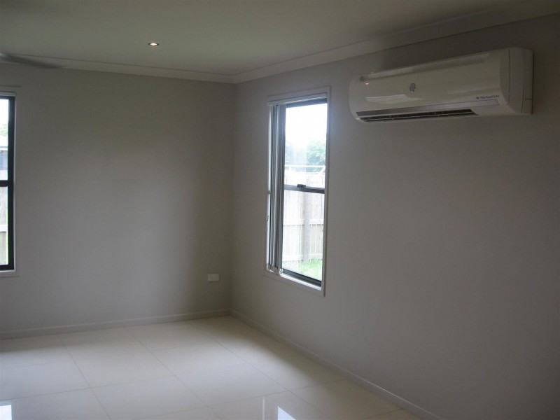 11 Maree Crescent, Gracemere QLD 4702