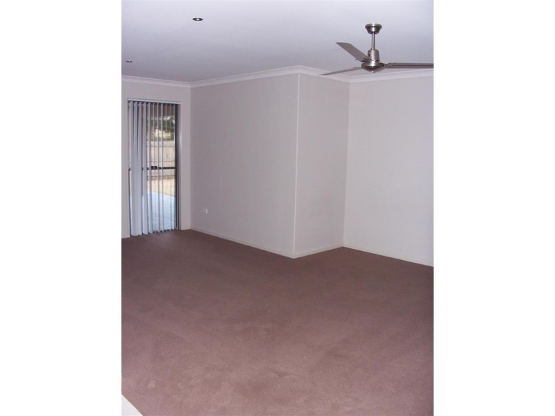 11 Maree Crescent, Gracemere QLD 4702