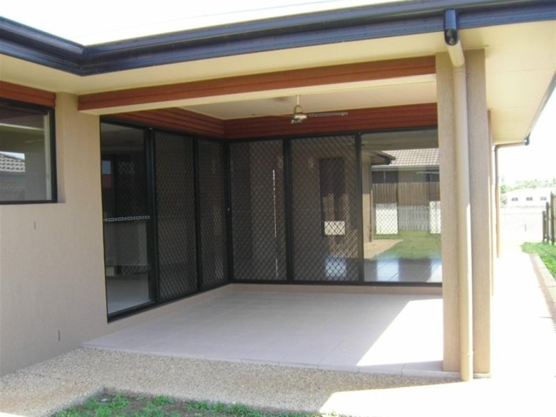 43 LILLYPILLY AVENUE, Gracemere QLD 4702