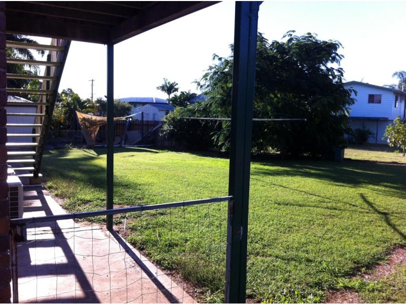 4 LAWRENCE CRESCENT, Gracemere QLD 4702