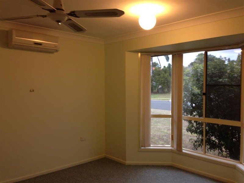 9 ROSEWOOD AVENUE, Gracemere QLD 4702