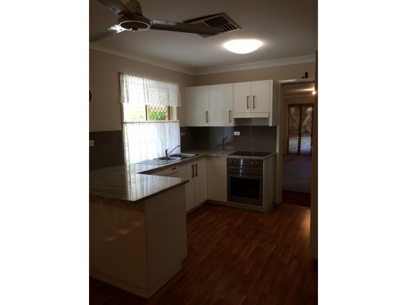 1 Deakin Close, Gracemere QLD 4702