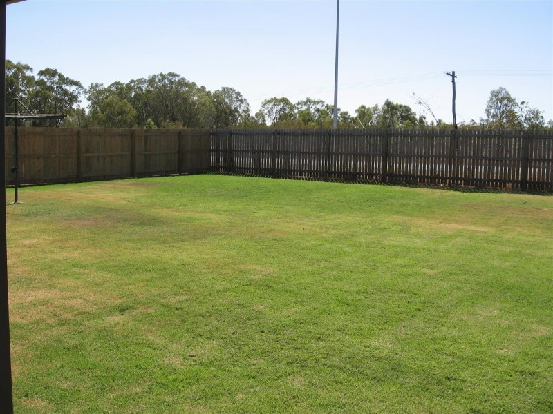 18 Corella Drive, Gracemere QLD 4702