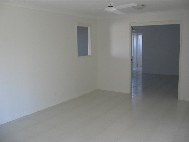 18 Corella Drive, Gracemere QLD 4702