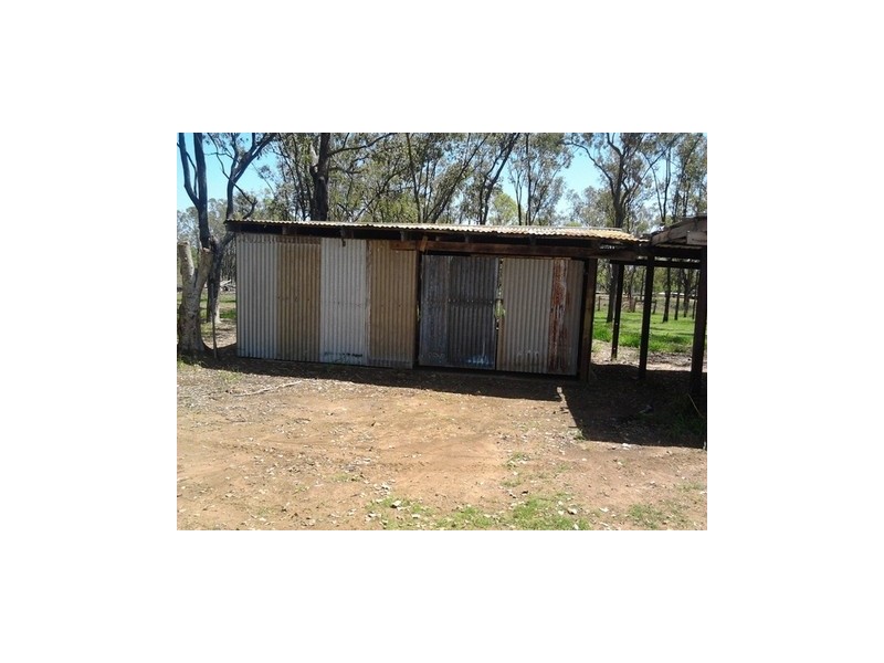 92 Bond Road, Alton Downs QLD 4702
