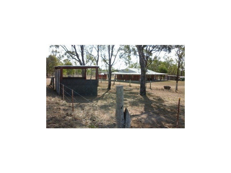 92 Bond Road, Alton Downs QLD 4702