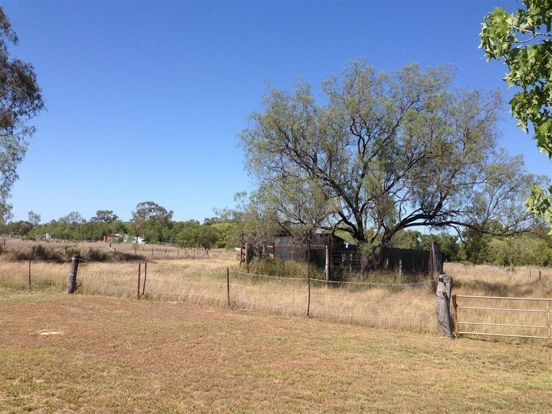 152 MACQUARRIE STRRET, Gracemere QLD 4702