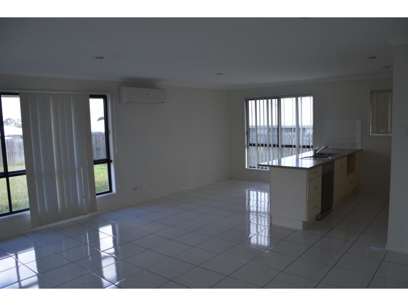 5 Benjamin Drive, Gracemere QLD 4702