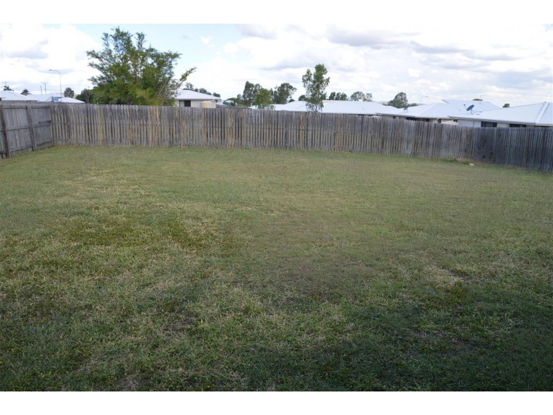 5 Benjamin Drive, Gracemere QLD 4702