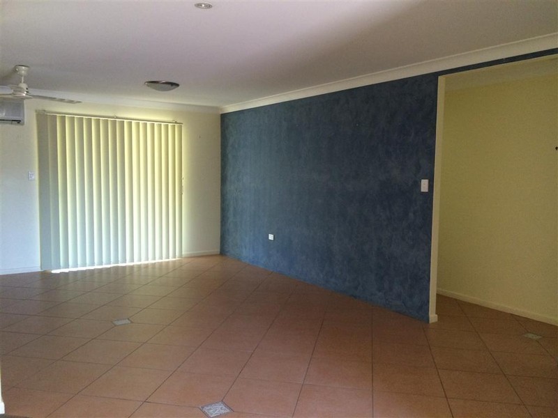 9 DUNNETT STREET, Gracemere QLD 4702