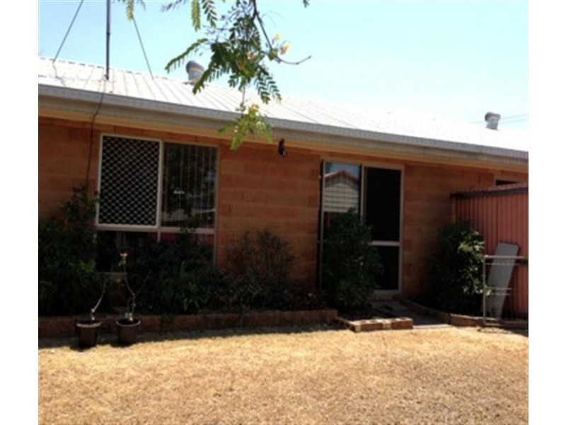 2/7  JOHNSON RAOD, Gracemere QLD 4702