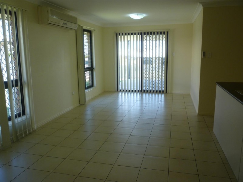 16 Annie Close, Gracemere QLD 4702