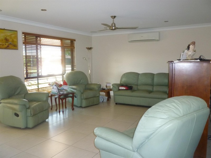 48 James Street, Gracemere QLD 4702