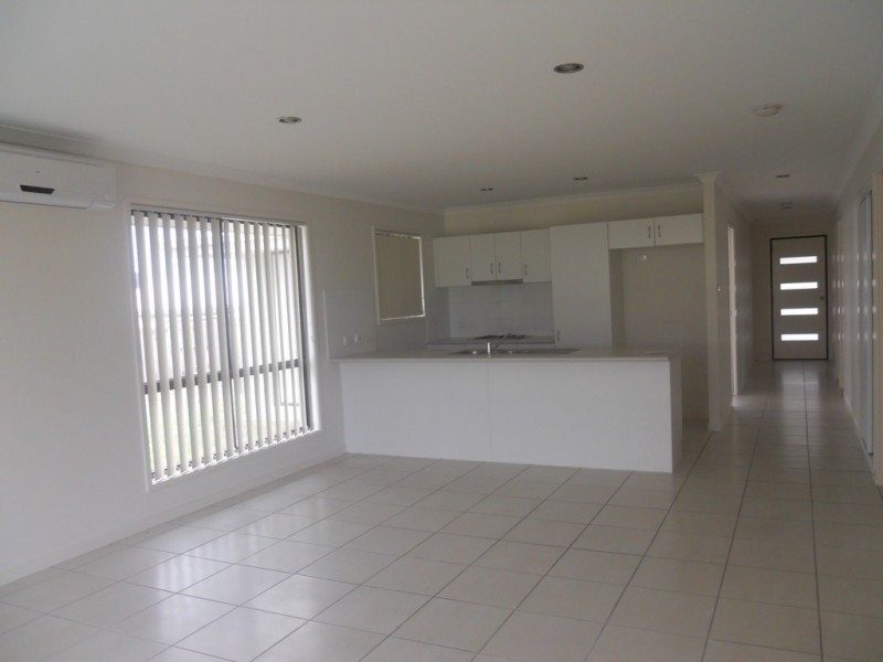 19 Angela Court, Gracemere QLD 4702