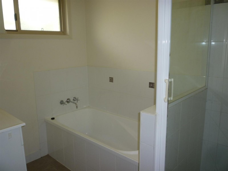13 Webster Street, Gracemere QLD 4702