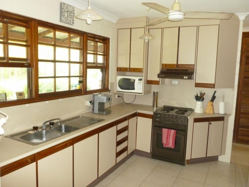 52 JENNINGS ROAD, Cawarral QLD 4702