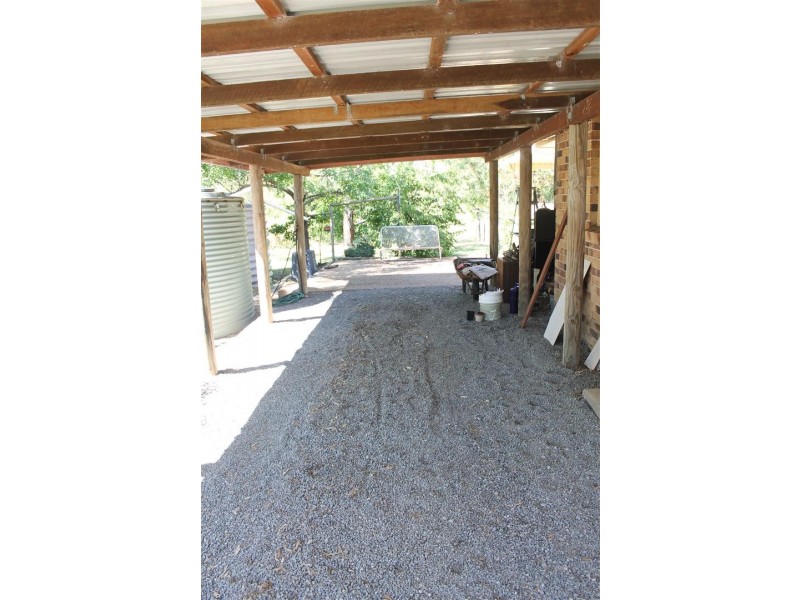 12 Douglas Street, Gracemere QLD 4702