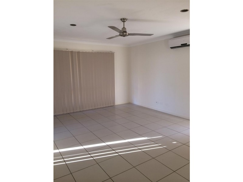 27 Viney Street, Gracemere QLD 4702
