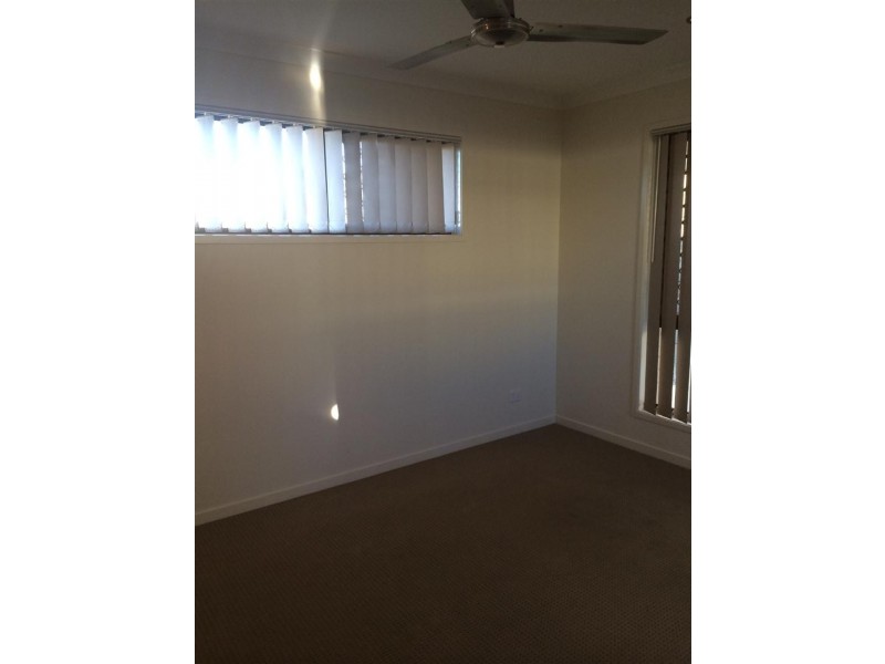 27 Viney Street, Gracemere QLD 4702