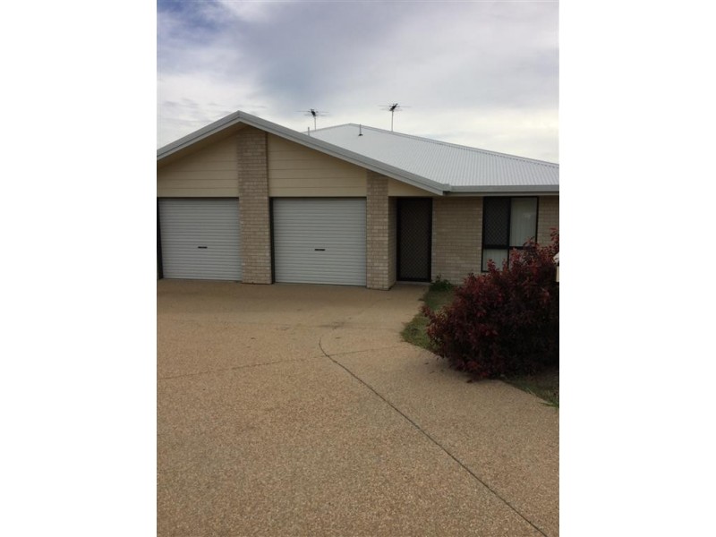2/21 John Oxley Drive, Gracemere QLD 4702