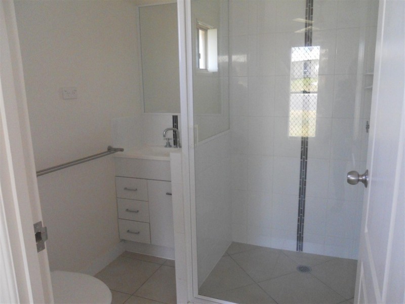 9 Perkins Court, Gracemere QLD 4702