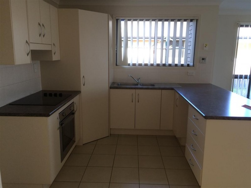 2 ANNIE CLOSE, Gracemere QLD 4702