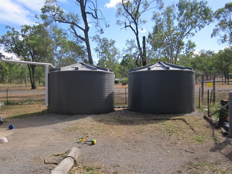 20 Earl Street, Stanwell QLD 4702