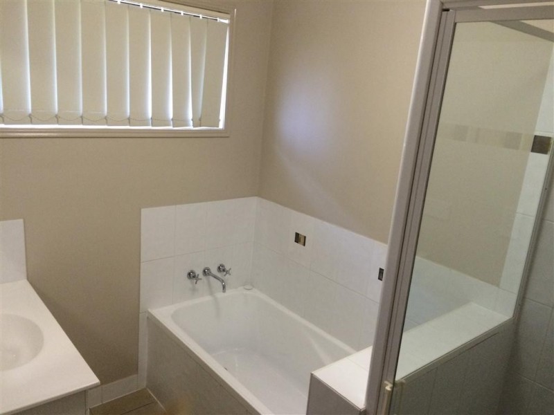 5 ISABEL COURT, Gracemere QLD 4702