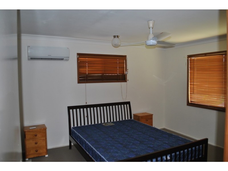 2 LABANKA CRESCENT, Gracemere QLD 4702