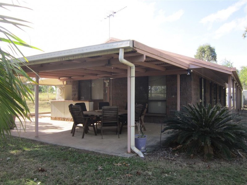 76 Macquarie Street, Gracemere QLD 4702