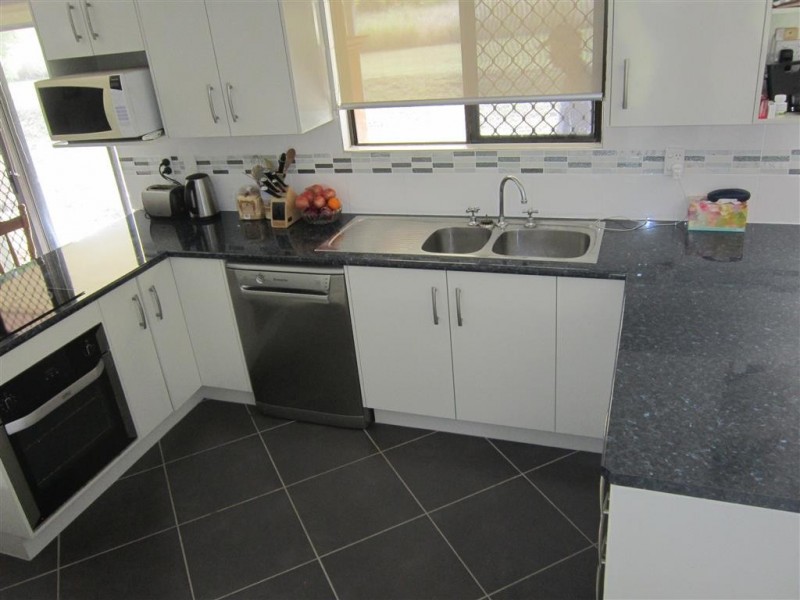 76 Macquarie Street, Gracemere QLD 4702