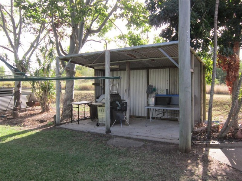 76 Macquarie Street, Gracemere QLD 4702