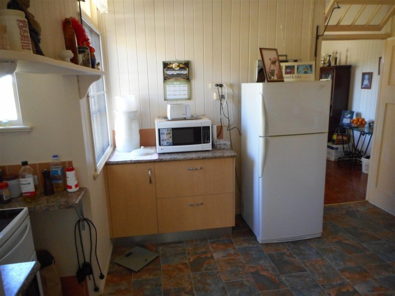 4271 “Huxham” Capricorn Highway, Westwood QLD 4702