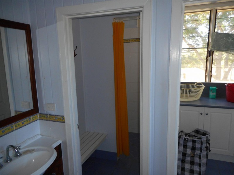 4271 “Huxham” Capricorn Highway, Westwood QLD 4702