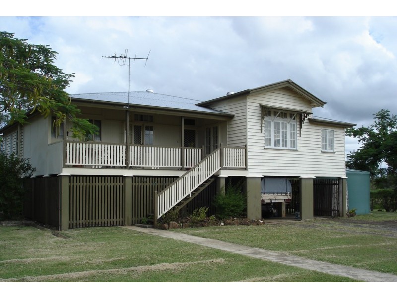 4271 “Huxham” Capricorn Highway, Westwood QLD 4702