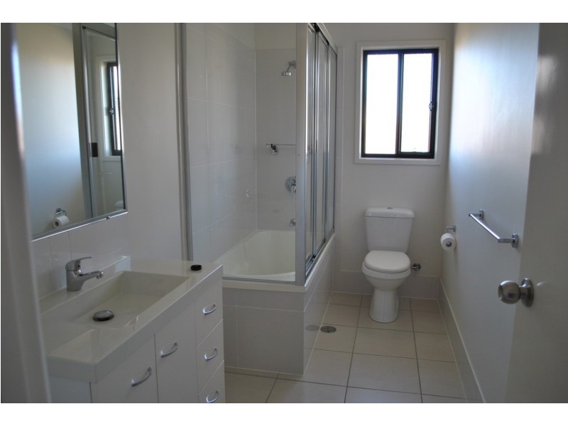 3 AMY STREET, Gracemere QLD 4702